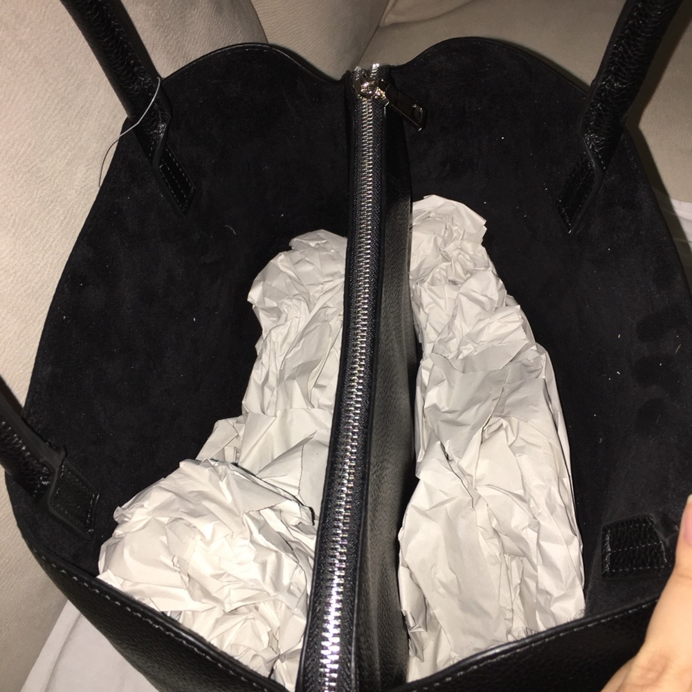 Steve Madden Black Leather Tote / Crossbody - Picture 2 of 7